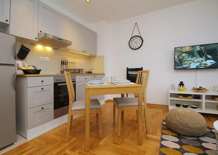 アパート Kaja ズラティボール