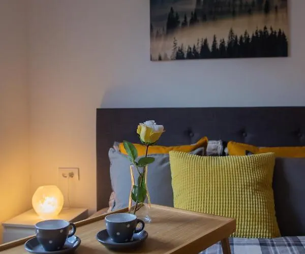 Kaja ズラティボール